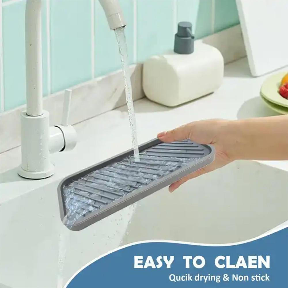Prostokątna, antypoślizgowa silikonowa mata odpływowa do łazienki i tacka na mydło