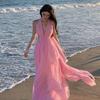 Wunderschönes, rosafarbenes Feenkleid mit Volantkragen – romantisches Sommerkleid für Damen mit Schlitz am Saum – perfekt für Strand und Urlaub