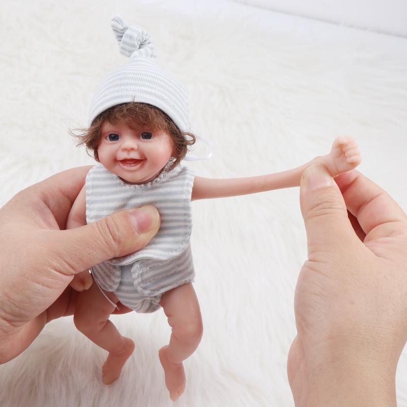Mini Doll Cute Small Baby Doll Realistic Newborn Baby Dolls Silicone Full Body