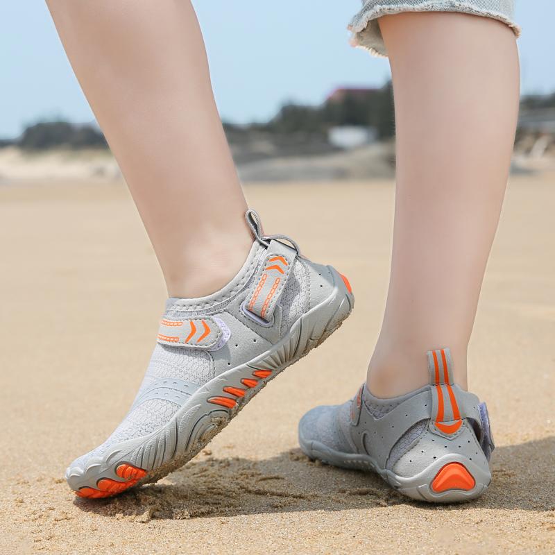 Quick Drying Wading Sneakers for Boys Girls Breathable Kids Swimming Aqua Shoes Anti-slip Lightweight Water Sports Shoes for Surfing Diving Boating
