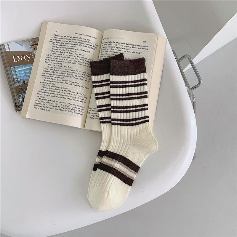 

Ретро полосатые носки до середины икры двойной вязки с милым дизайном медведя для женщин One Size