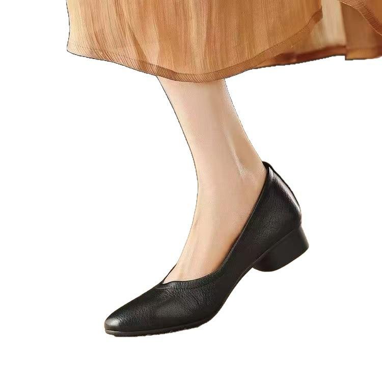 Comfortable single shoes autumn soft leather new soft sole round head shallow mouth leather shoes grandma shoes