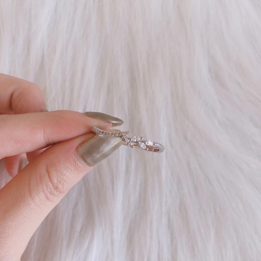 Rhinestones Leaf Flower Ring Elegant Rings Reptile for Men Women Fashion Punk Boy Girl Birthday Jewelry Gifts