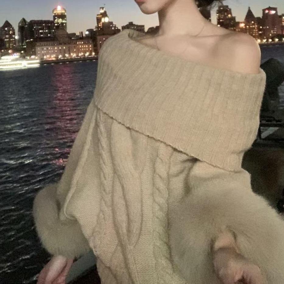 Autumn/Winter 2025 One-Shoulder Knit Cape Top