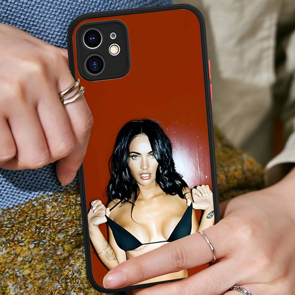 Schauspielerin M-Megan Fox Model Handyhülle Für IPhone 16e 16 15 14 13 12 11 Pro Max X XS Max Plus Matt Klar