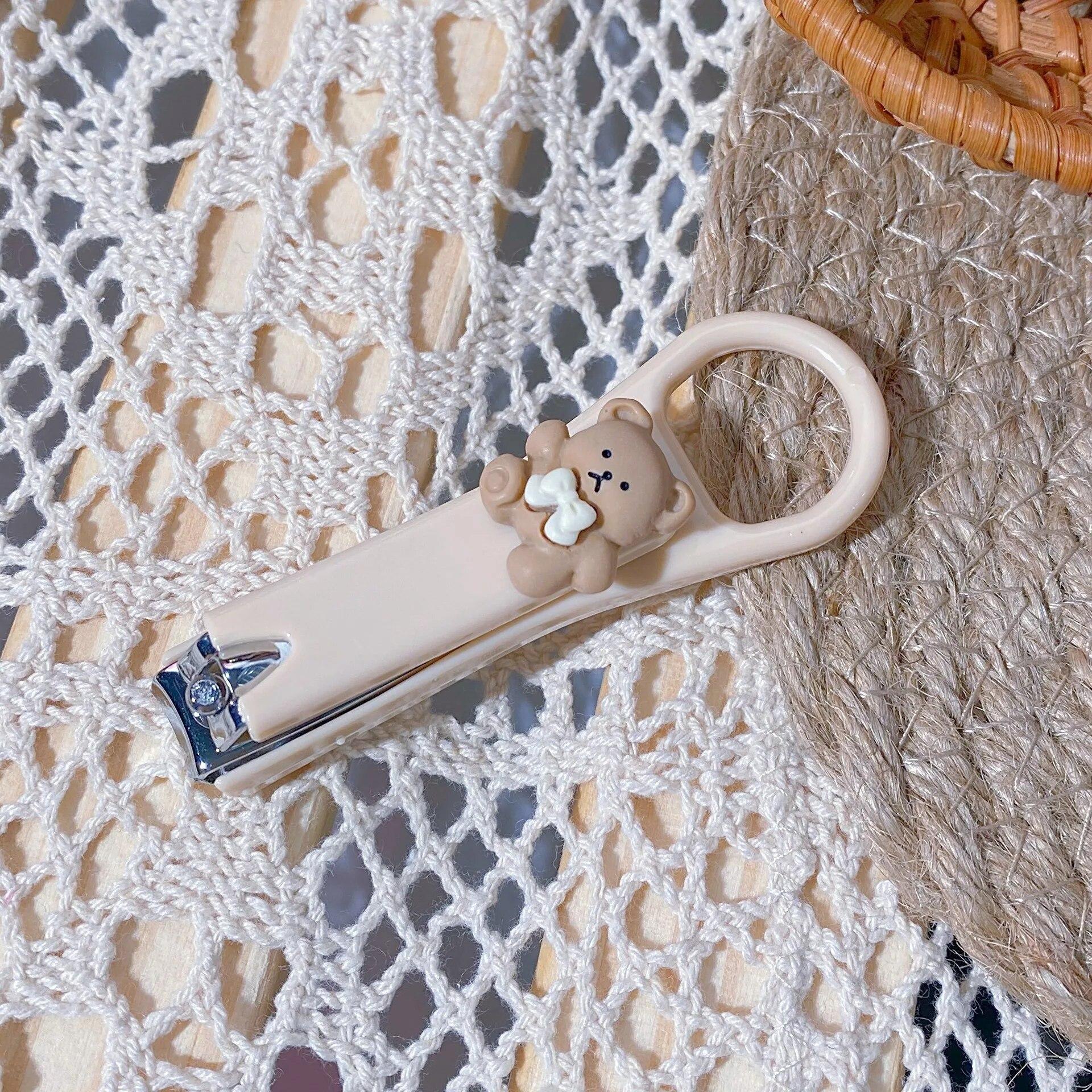 

Новые милые кусачки для ногтей с милым мультяшным медведем и кроликом, триммер для ногтей с защитой от брызг, аксессуары для ухода за ногтями для детей, маникюрные инструменты