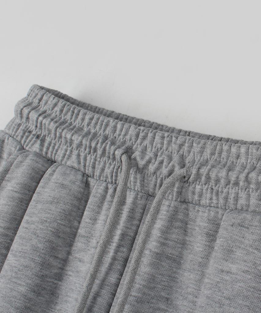 Jikeulib String Banding Side Pintuck Bermuda Training Sweat Shorts 3 Colors