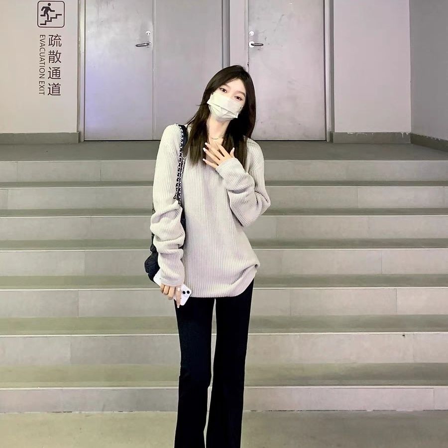 Early Autumn Black V-neck Sweater for Women Unique and Niche Knitted Top for Autumn and Winter