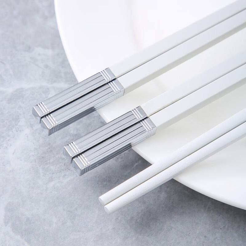 

Ru Han Silver-Tip Alloy Chopsticks