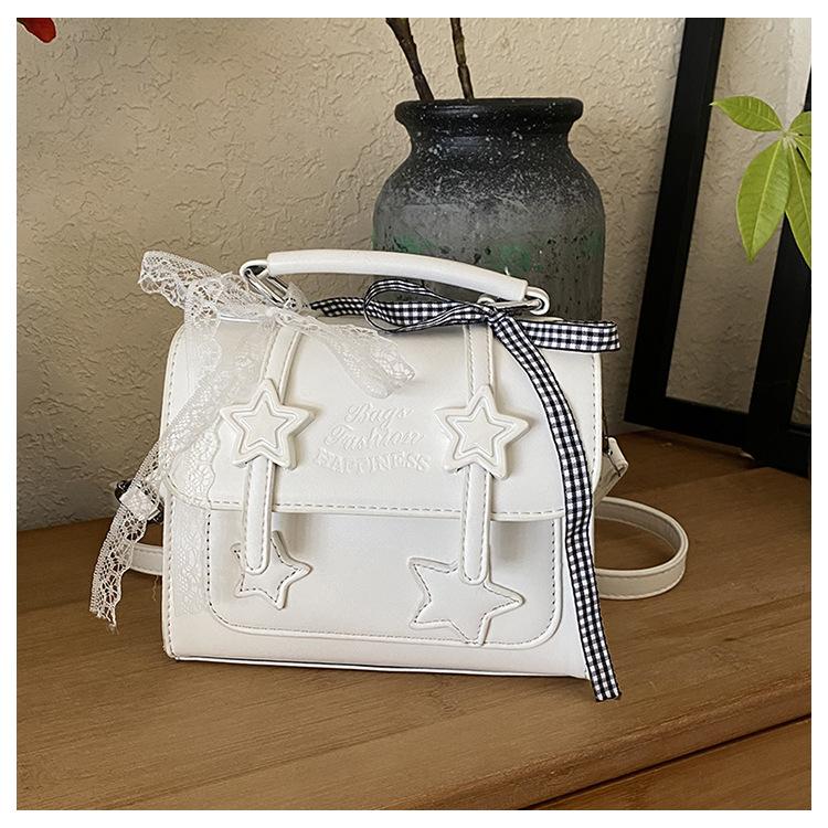 Niche star messenger bag 2025 new casual portable popular fashion one shoulder messenger women's bag