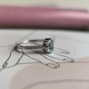 Серебряное кольцо с натуральным топазом 1.402ct, фианитами, вес изделия 2,37 гр (2194477)