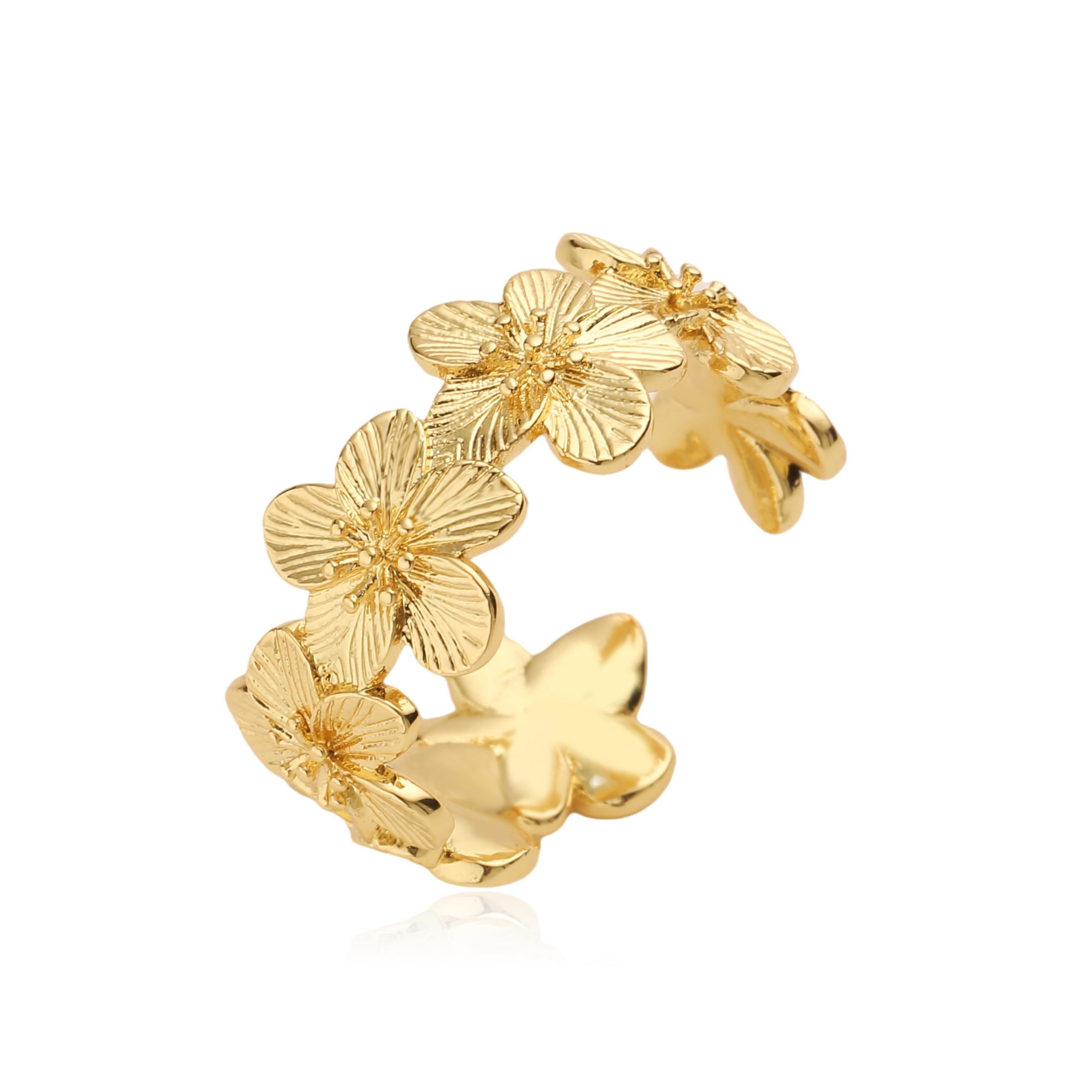 

HECHENG, Spring And Summer New Flower Series Copper 18K Gold-plated Necklace Bracelet Earrings Simple Retro Ladies Jewellery