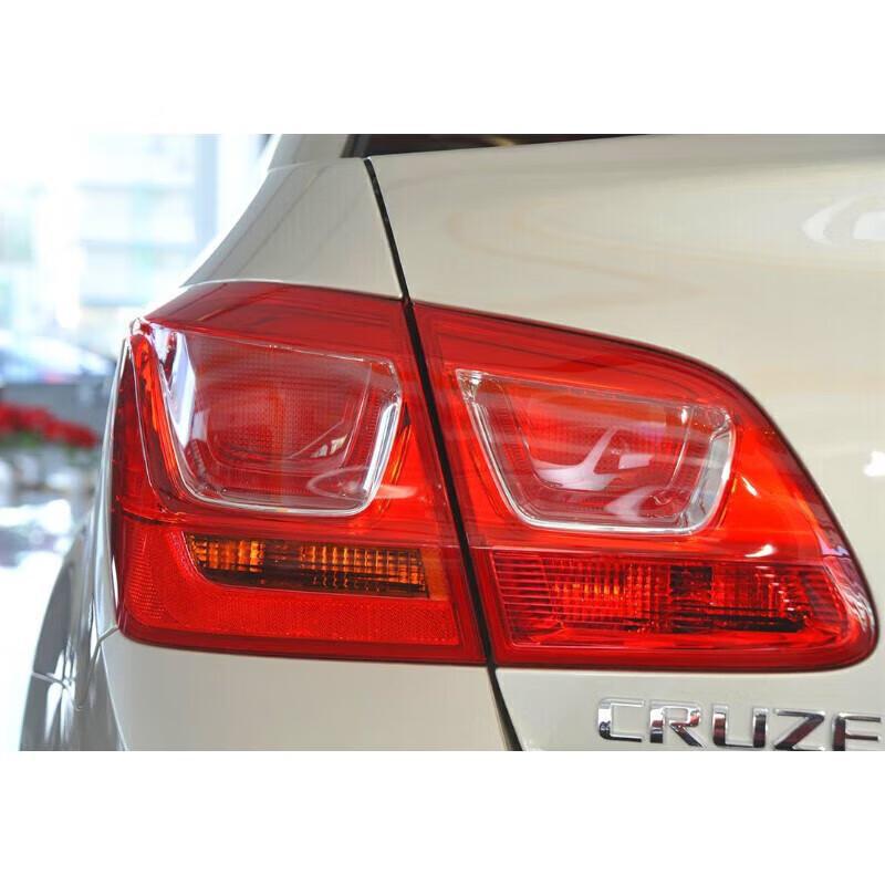 Compatible with Chevrolet Cruze 2015-2016: Rear Tail Light, Classic Rear Light, Main Taillight, and Reversing Light Assembly.