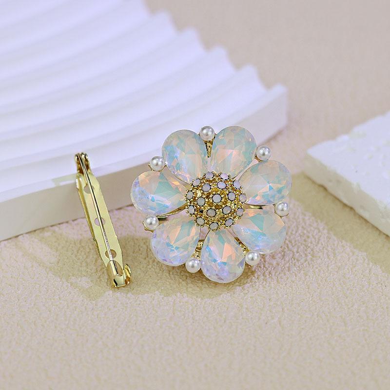 

Высококачественный шелковый шарф в корейском стиле и брошь-булавка