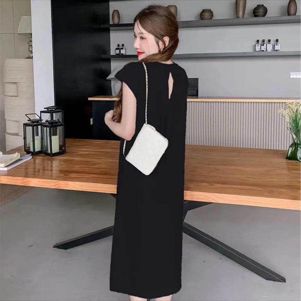 Women's Retro Sleeveless Drapey Dress - Maternity Friendly, Casual Slim Fit, Round Neck, Long Length for Autumn.