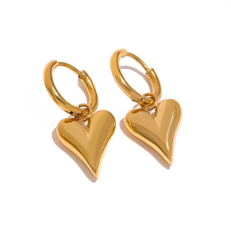 

Модные серьги-сердечки: Стильные модные украшения в европейском и американском стиле