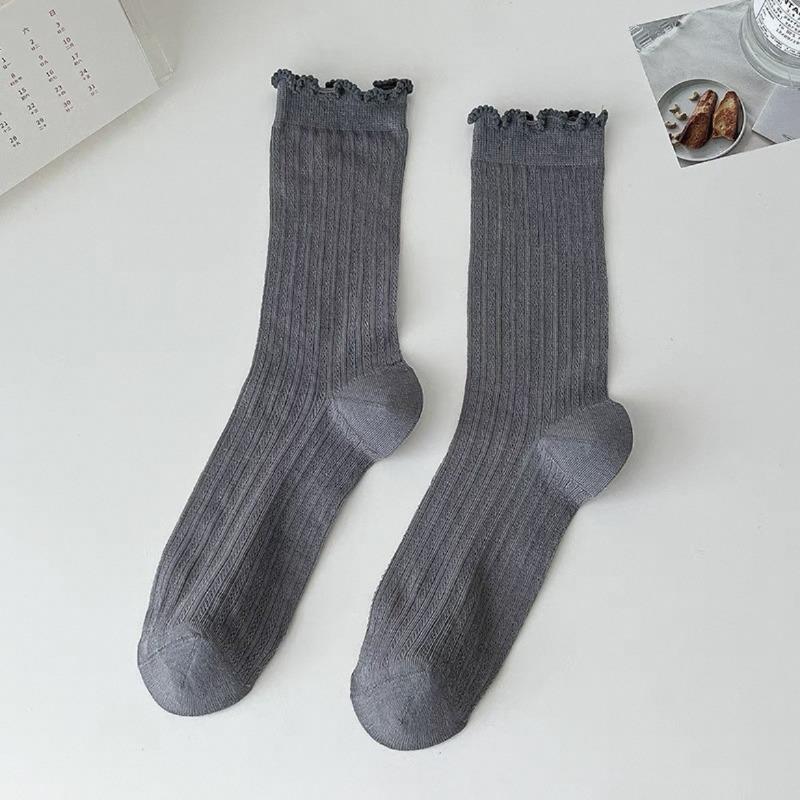 Ballet-style Grey Socks for Spring and Summer, Thin Mid-calf Length, with Netted Flower Trim and Mary Jane-style Long Socks for Women.