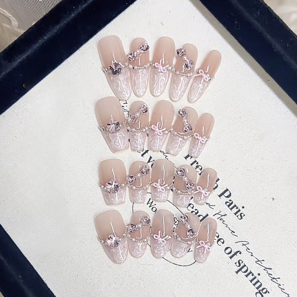 Hand-woven Armor Spring and Summer New Alice High-end Temperament Three-dimensional Butterfly Cat Eye Nail Art Patch