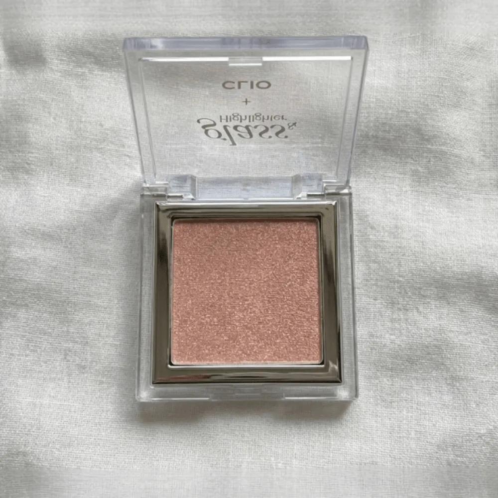 Clio Glass & Highlighter Peach Pearl No. 3 Peach Pearl No. 3
