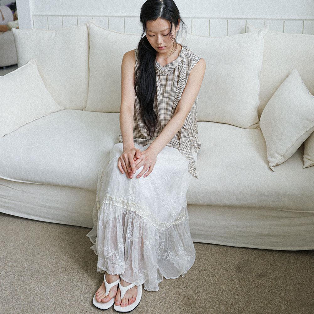 Laengsseon Ls_Garden Embroidery Mesh Skirt_Ivory