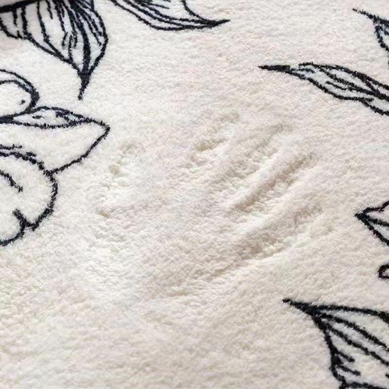 Style Flower Special-shaped Sofa Carpet Living Room Water-absorbent Non-slip Coffee Table Blanket Home Easy Care