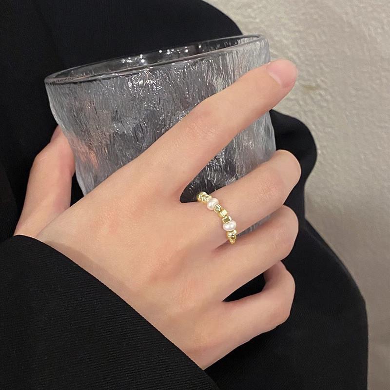 Unique Irregular Silver Pearl Ring For Women Adjustable Fashionable Geometry Design