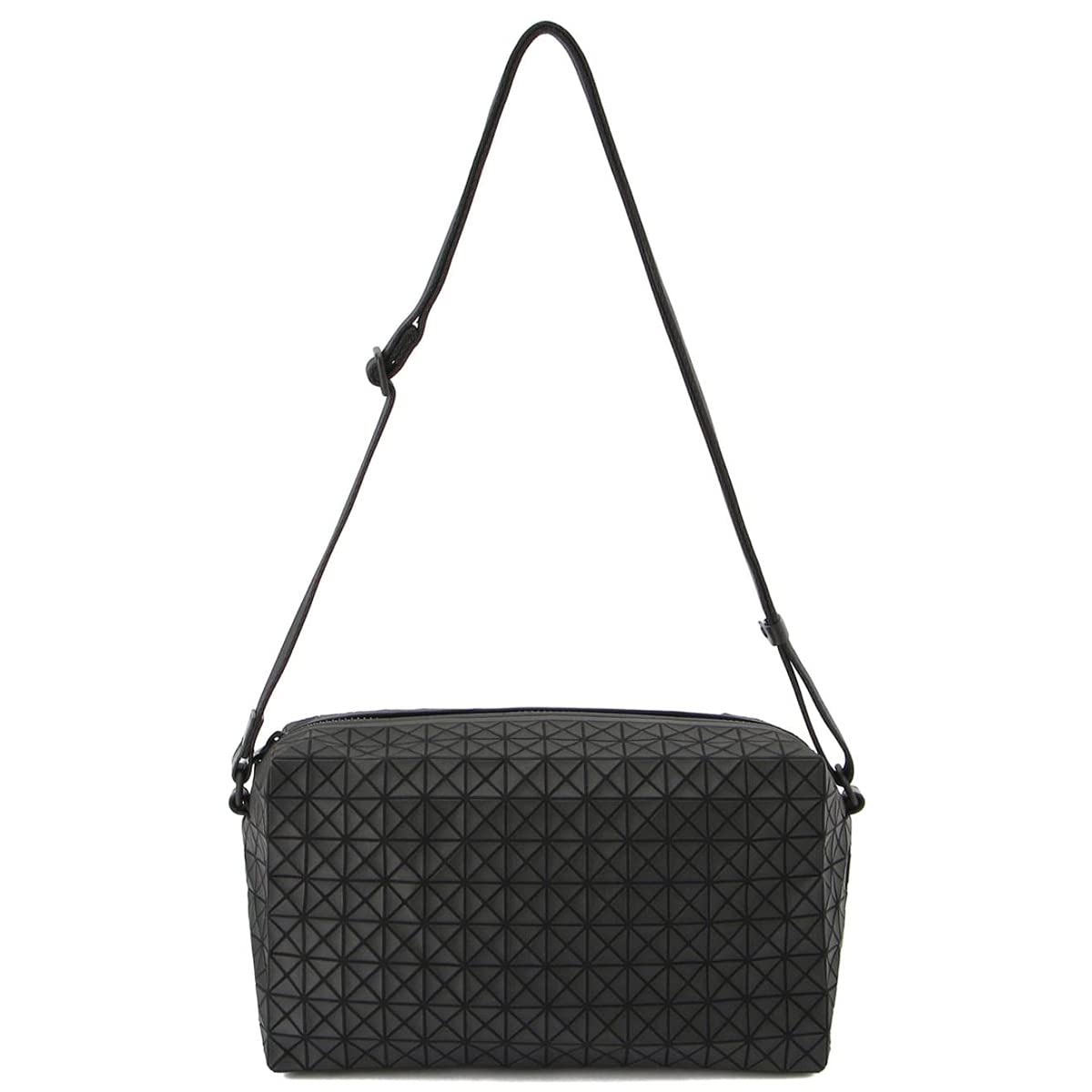 

BAO ISSEY BAO BAO ISSEY MIYAKE Сумка з плечовим ременем МАТОВИЙ ЧОРНИЙ BB AG131 16 (БАО МІЯКЕ) [СУМКА НА СІДЛО] [Вживана] чорний