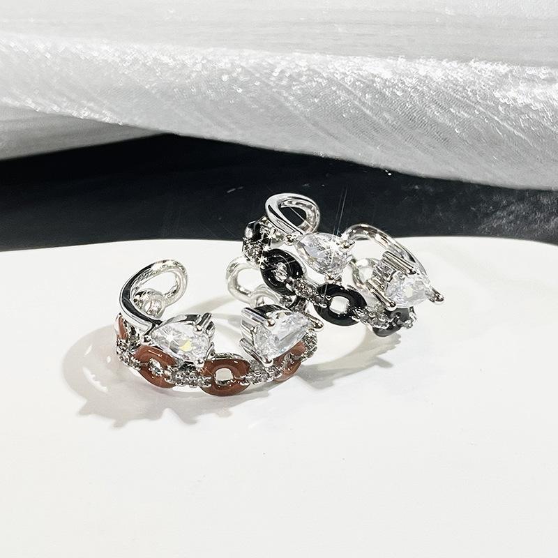 Drip Chain Stacked High-End Ring Cold Wind Butterfly Zir*****Pen Ring Female Personality Index Finger Ring