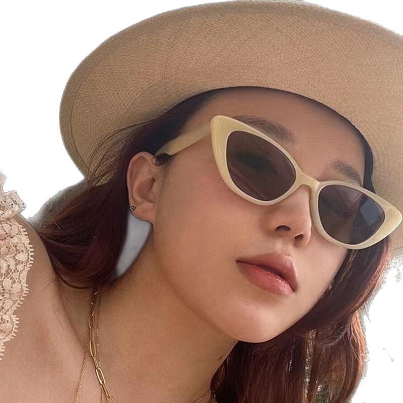 European Sweet & Spicy Cat Eye Sunglasses for Women: Trendy, Small Face, Korean Style Influencer Sunglasses