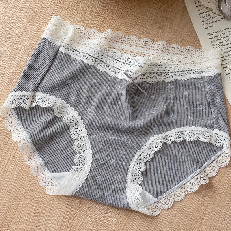 Women's New Spring and Summer Sweet Floral Thread Floral Pure Cotton Antibacterial Crotchy Skin-friendly Briefs