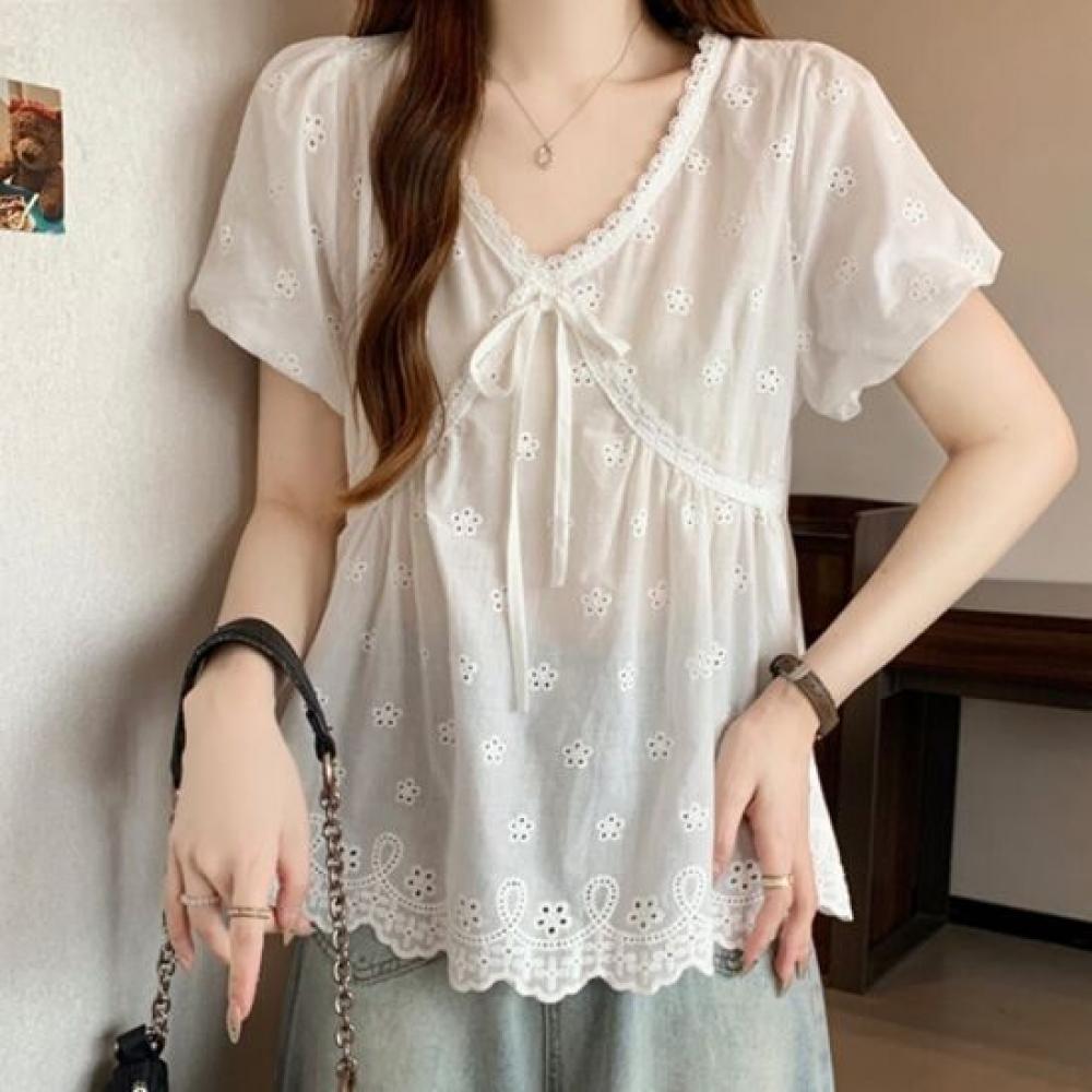 NaVaVa V Neck Short sleeVe Blouse With Embroidery Punching Lace Nb3157