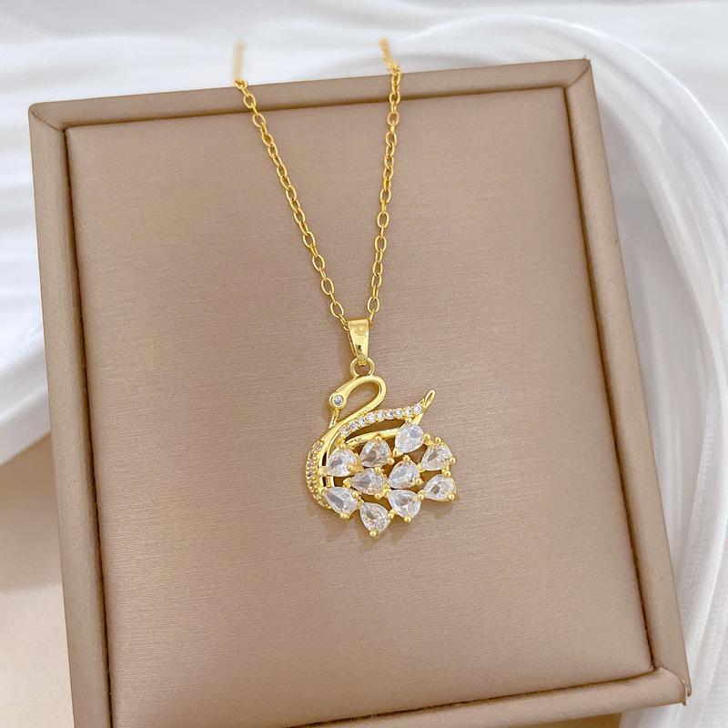 

Luxury Shiny Zircon Swan Pendant Necklace for Women Gold Silver Color Stainless Steel Chain Jewelry Party Wedding Accessories