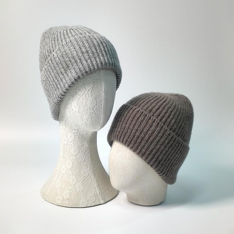 100% Wool Knit Beanie Hat Women Men Warm Ear Protection Winter Cap One-Piece Seamless Solid Color