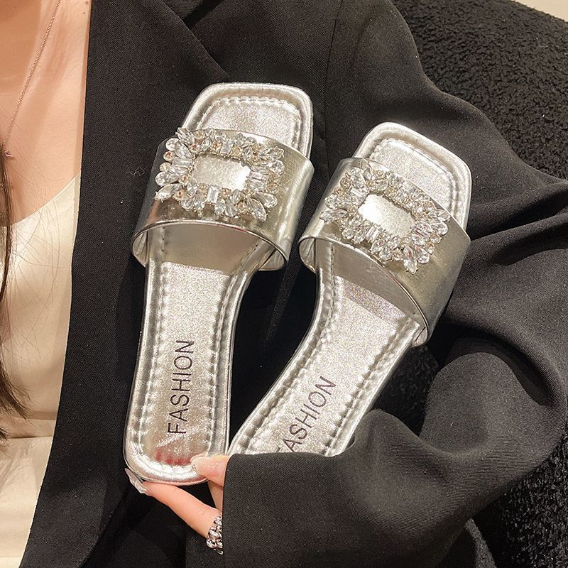 Delicate square buckle rhinestone flat bottom cool slippers beautiful one-word drag 2025 new summer wear premium slippers women