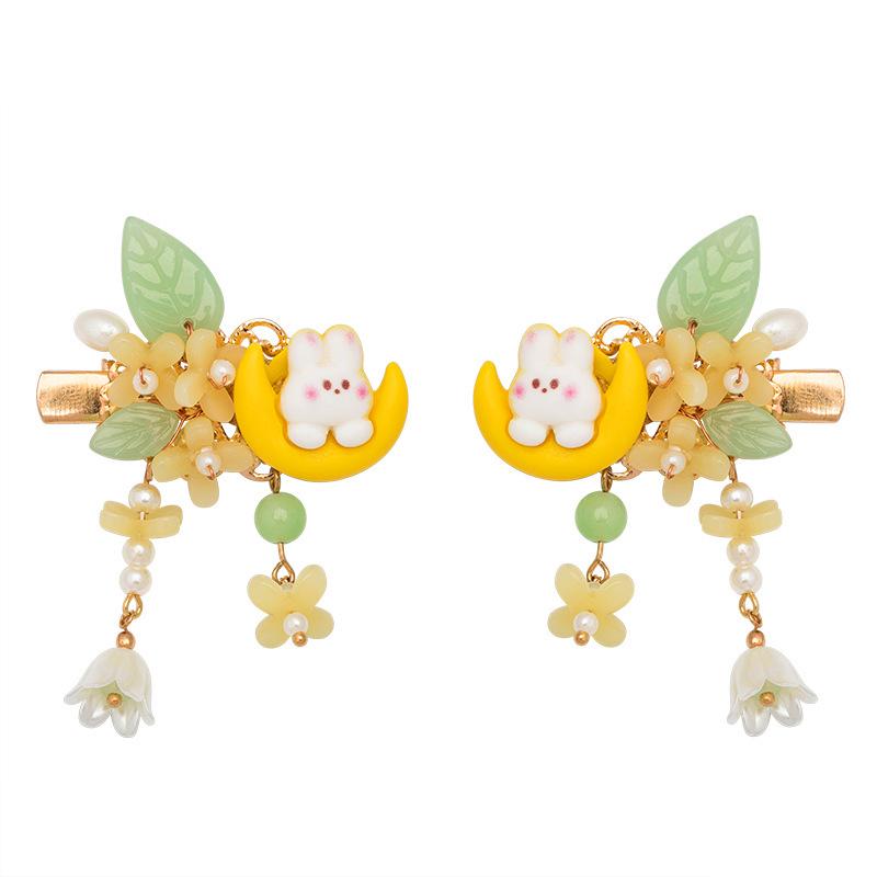 Kinderhaarschmuck im antiken Stil: Hanfu Geflochtener Lorbeerkranz & Mondhase Fellspangen.