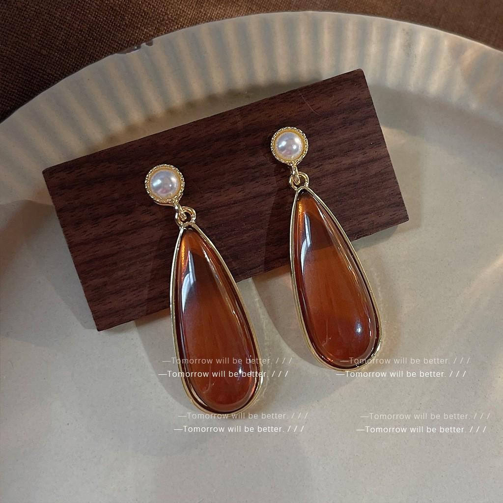 Mid-Century Vintage Stud Earrings: Trendy Literary Style in Light Luxury Fashion