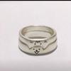 Gli Anelli di Coppia a Forma di Anello per Gatto e Cane Possono Essere Impilati Insieme Per Formare Adorabili Anelli da Dito, e Sono Semplici e Versatili.