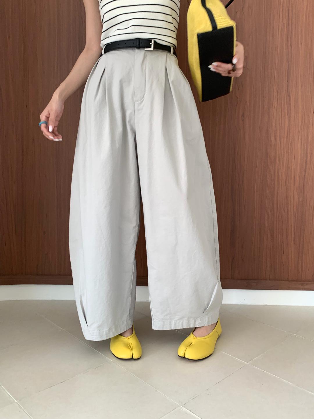 

Stylish Women s Cotton Scimitar Pants: Versatile & Cool for Spring 2026 Large