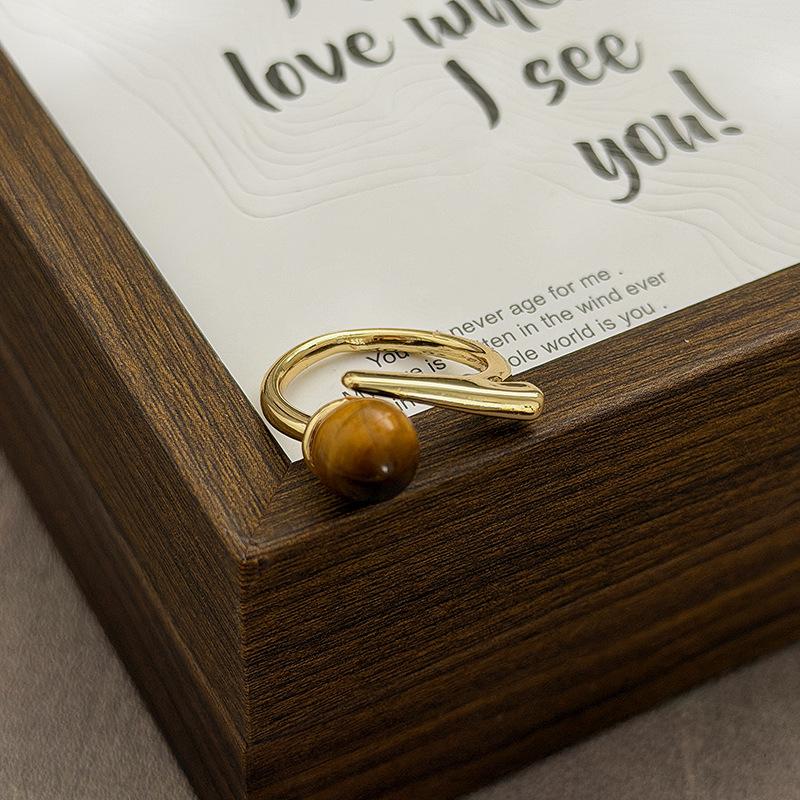 Fashion Temperament Maillard Retro Hong Kong Style Imitation Tiger'S Eye Stone Open Ring Women'S Irregular Light Luxury Personality Index Finger Ring