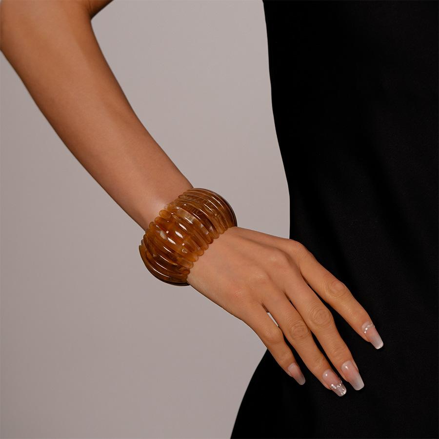 Vintage Resin Elastic Smudging Wide Bangles Fashion Exaggerated Geometric Acrylic Bracelet Bangles For Women Men Jewelry