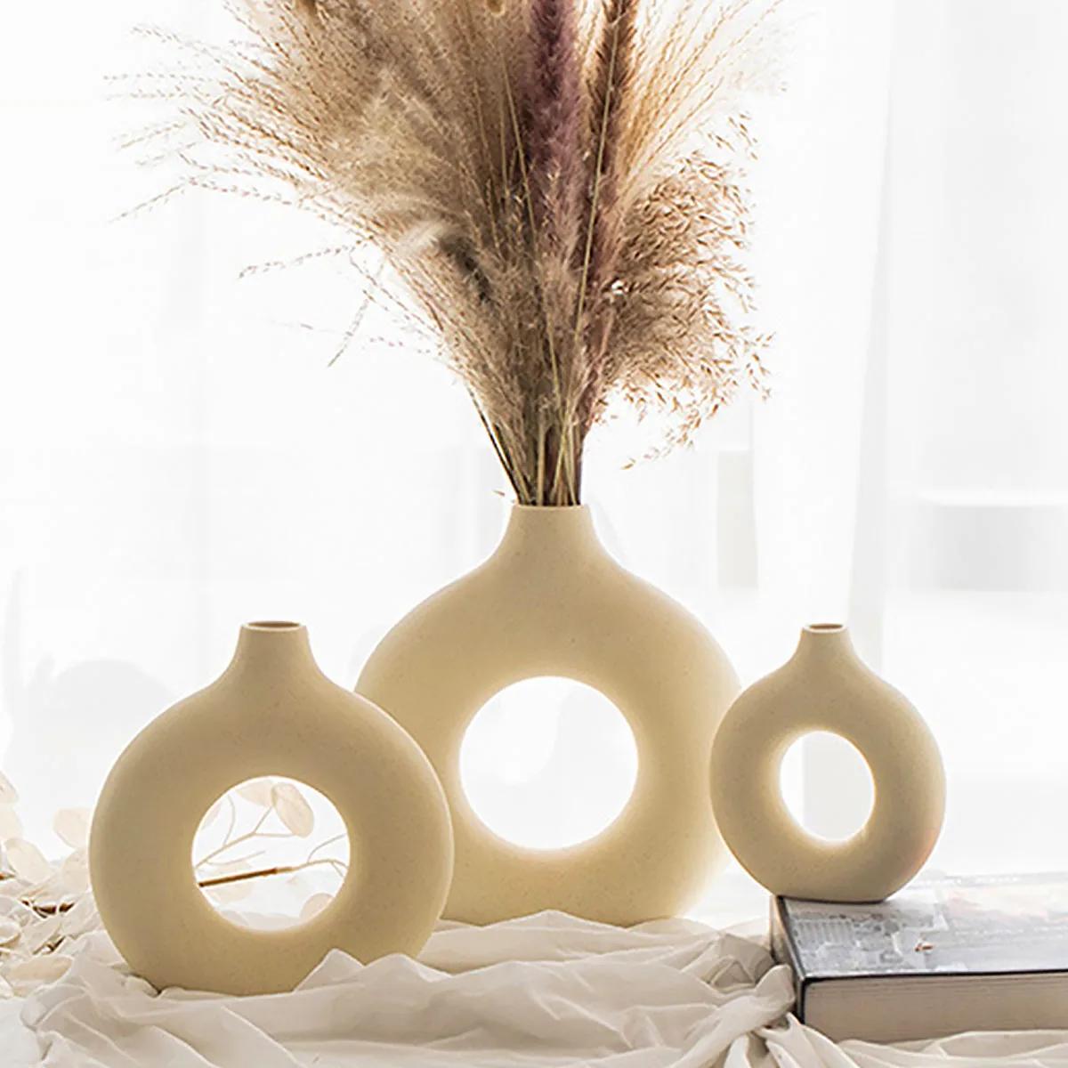 

1pc White Ceramic Vases For Home Decor, Modern Decor Frosted Circle Vase, Minimalist Nordic Donut Vase, Decorative M світло-жовтого кольору
