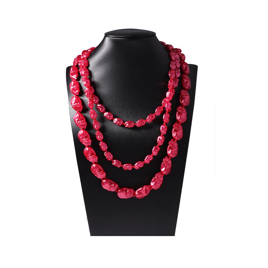 The New Personality Is Small, Many Layers, and Wears Irregular Geometric Quadrilateral Trendy Red Resin Women's Necklaces