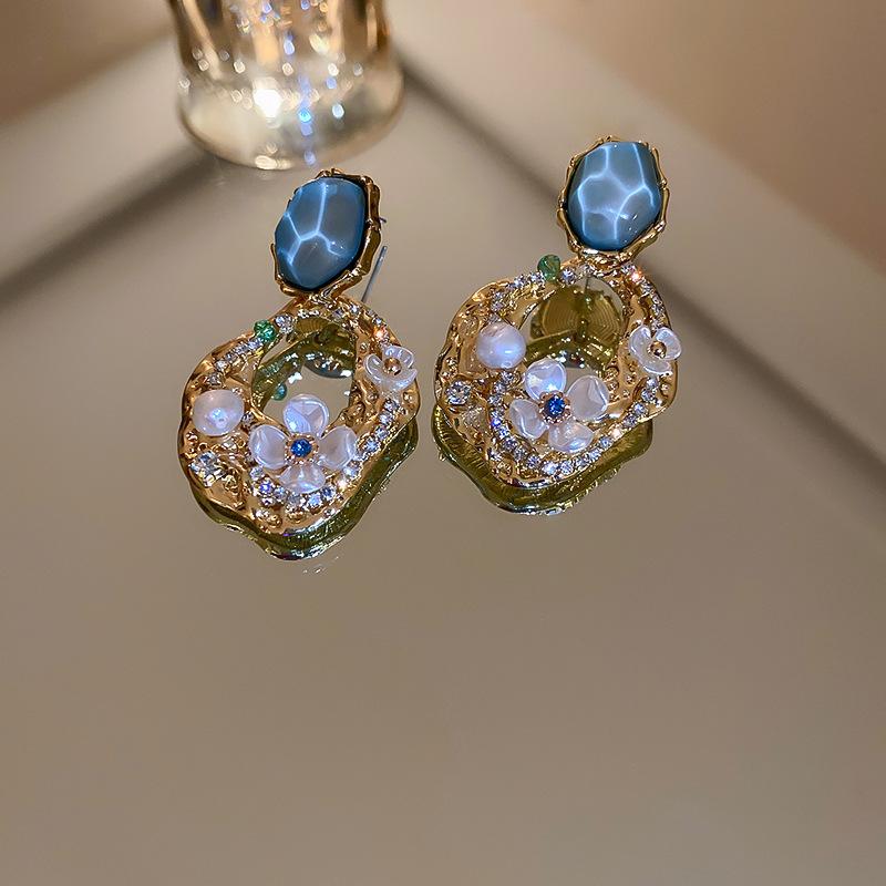 GemChic Women's Earrings Square Embed Zircon Flower Hollow Ear Stud Needle Earrings Exquisite Drop Earrings Birthday Christmas Jewelry Gift