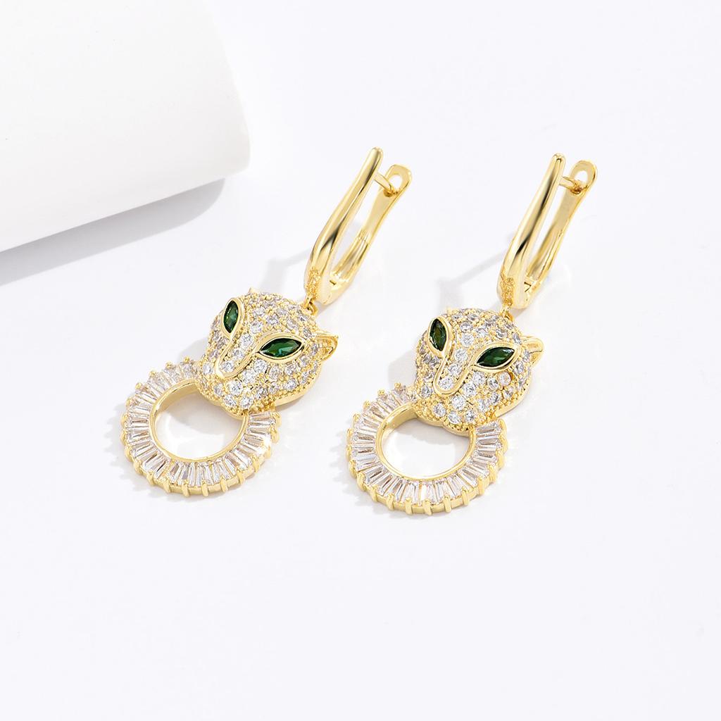 Creative, Personalized, Realistic Cheetah Earrings with Light Luxury and Slightly Inlaid Green Eyed Leopard Earrings