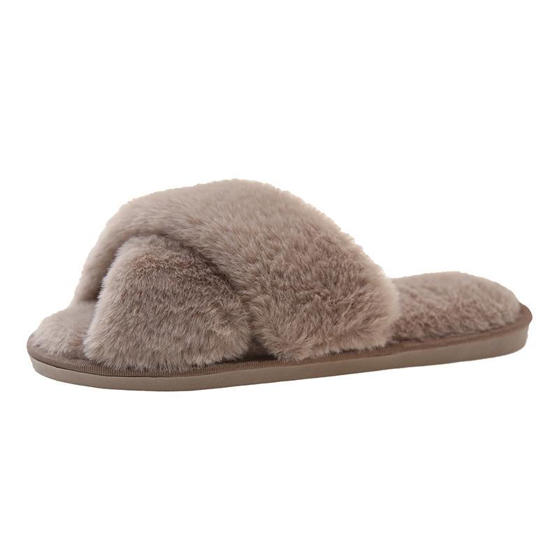 Fashion 2025 New Fashion Fur Slippers Women Indoor Light Warm Plush Home Slippers Woman Faux Fur Flat Heel Couple Slides Plus Size