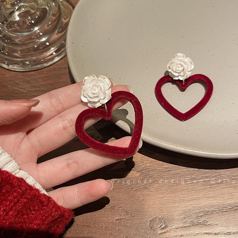 New Fashionable Flocked Earrings, Silver Needle Bow Earrings, High-end Feeling, Niche Red Earrings