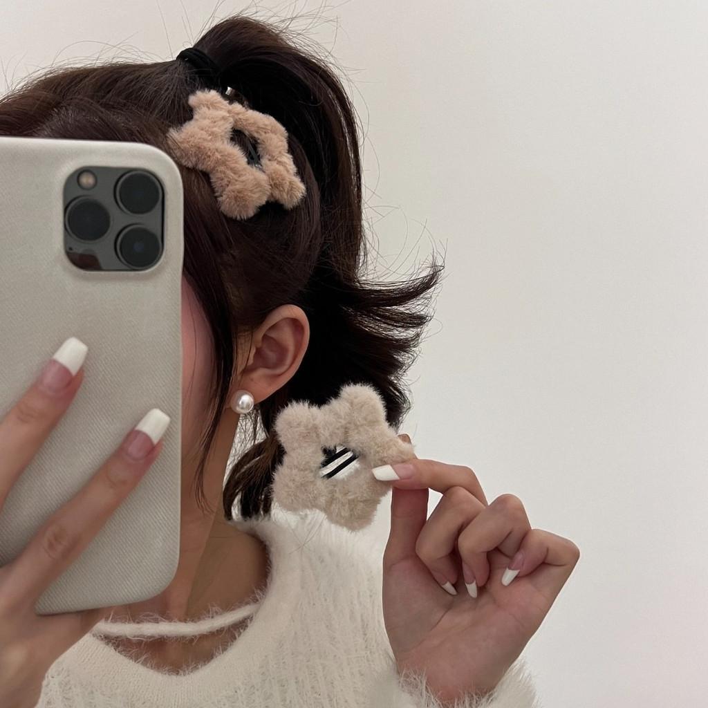 Plush Solid Color Star Hair Clip for Women Y2k Simple Hollow Design BB Clip Hairpin Girl Side Clip Cute Hair Accessories