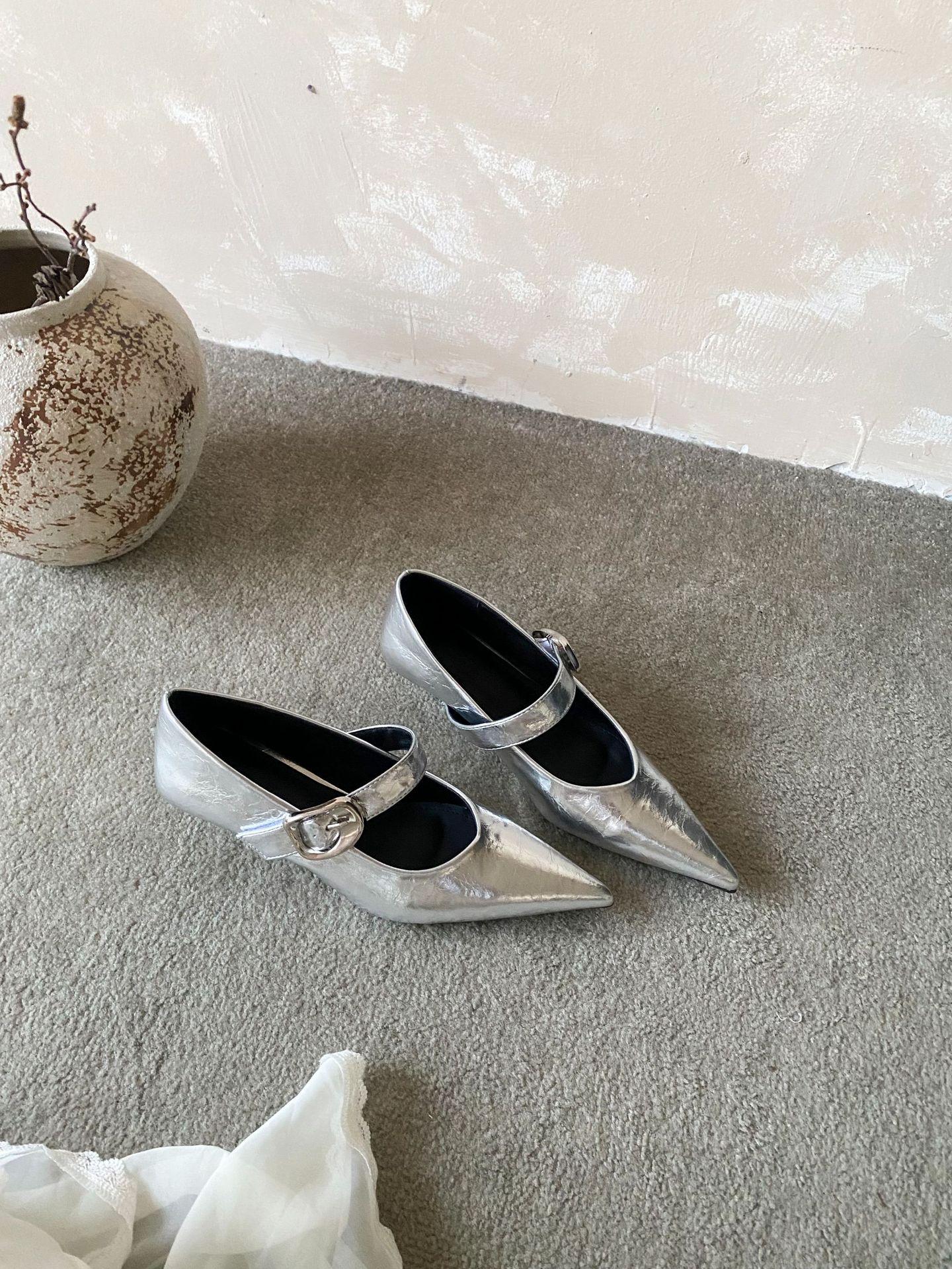 Women s Pointed Toe Kitten Heel Spring Stylish Elegant Pumps - Elegant for Parties & Office 35 серебряный