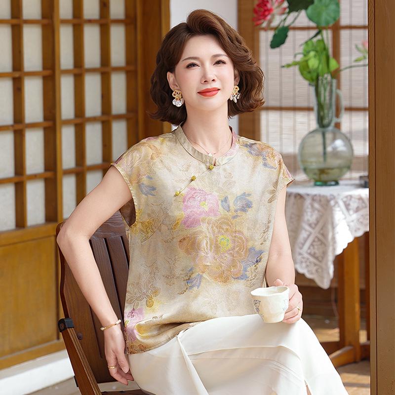 

Mother s Wear 2026 New Style Short-Sleeved Round Neck Blouse for Middle-Aged and Elderly with Chinese Style Print and Frog Buttons. 2XL (suggested 55-62.5 kg)