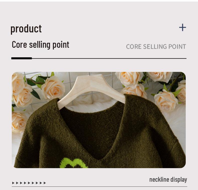 2025 Autumn/Winter Women's Heart Pattern V-Neck Loose Sweater Knitwear